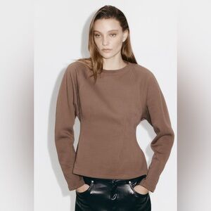 NEW H&M Women’s Tapered-Waist Sweatshirt in Dark Taupe Sz Small